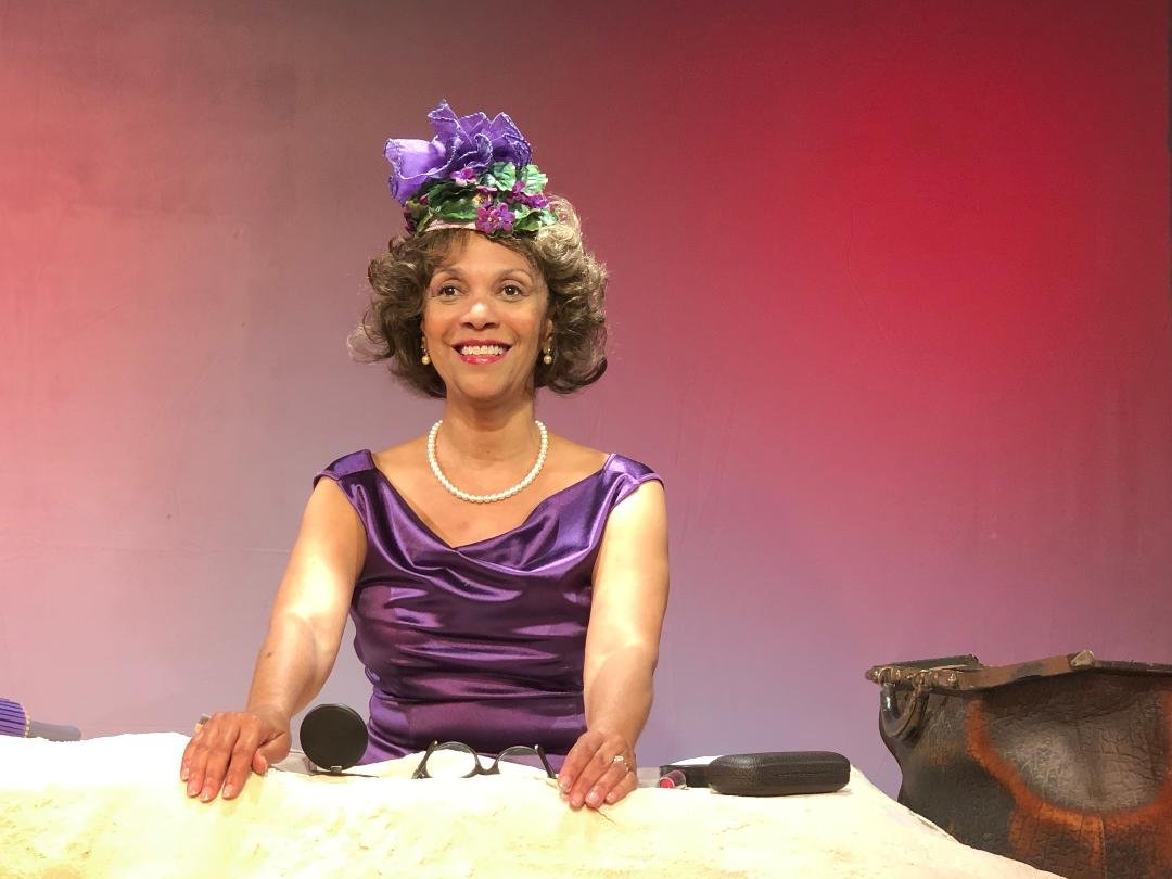 ‘Happy Days’ at Thinking Cap Theatre thanks to bravura production