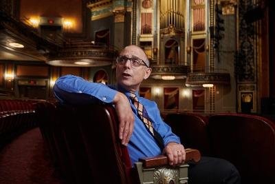 Help Santa save Broadway via upcoming escape room